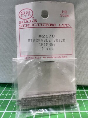 Scale Structures 2178 Stackable Brick Chimney HO Scale 2 Pcs NOS NIB