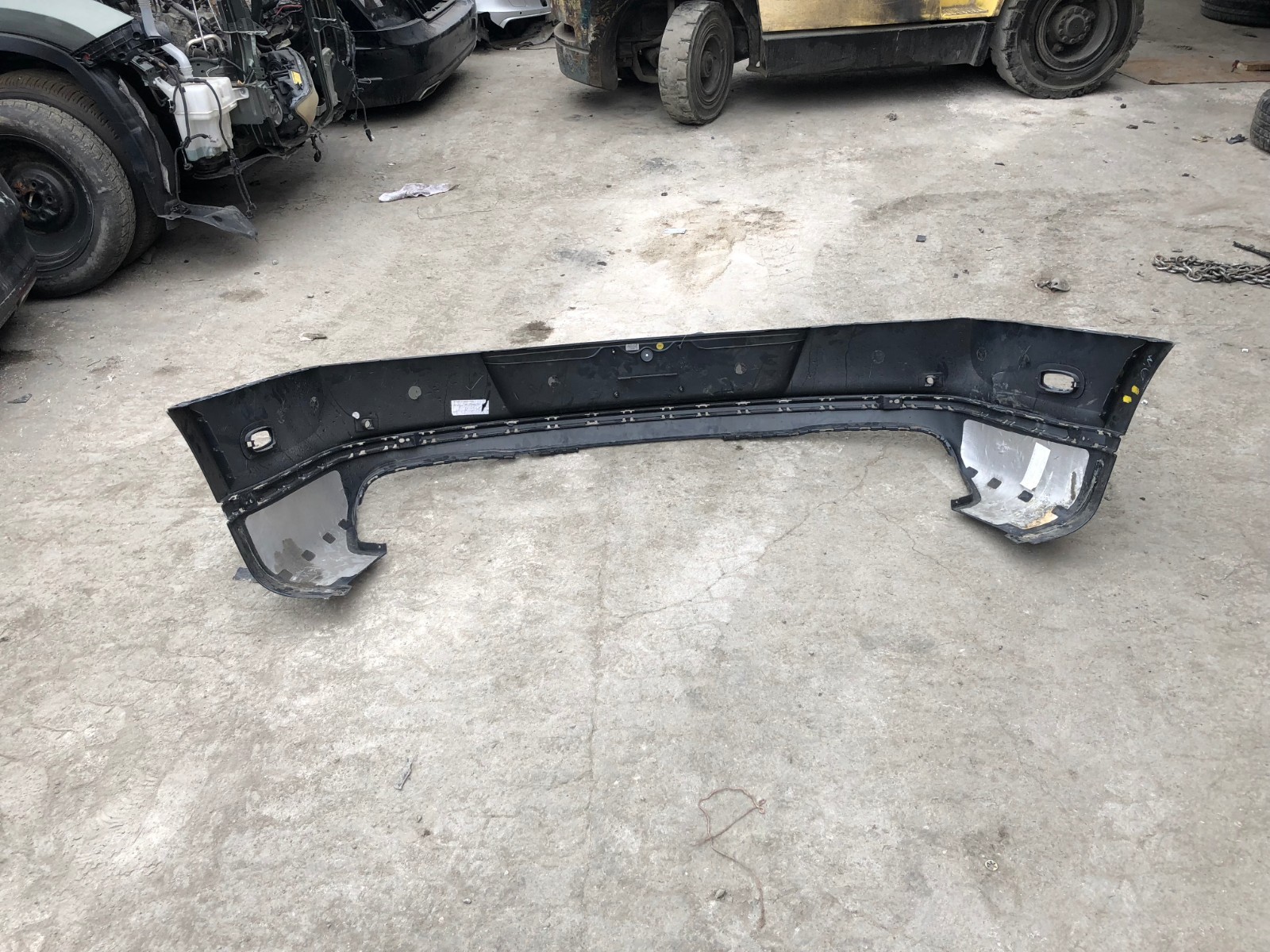 3W3807332 OEM 2011-2015 BENTLEY CONTINENTAL REAR BUMPER 