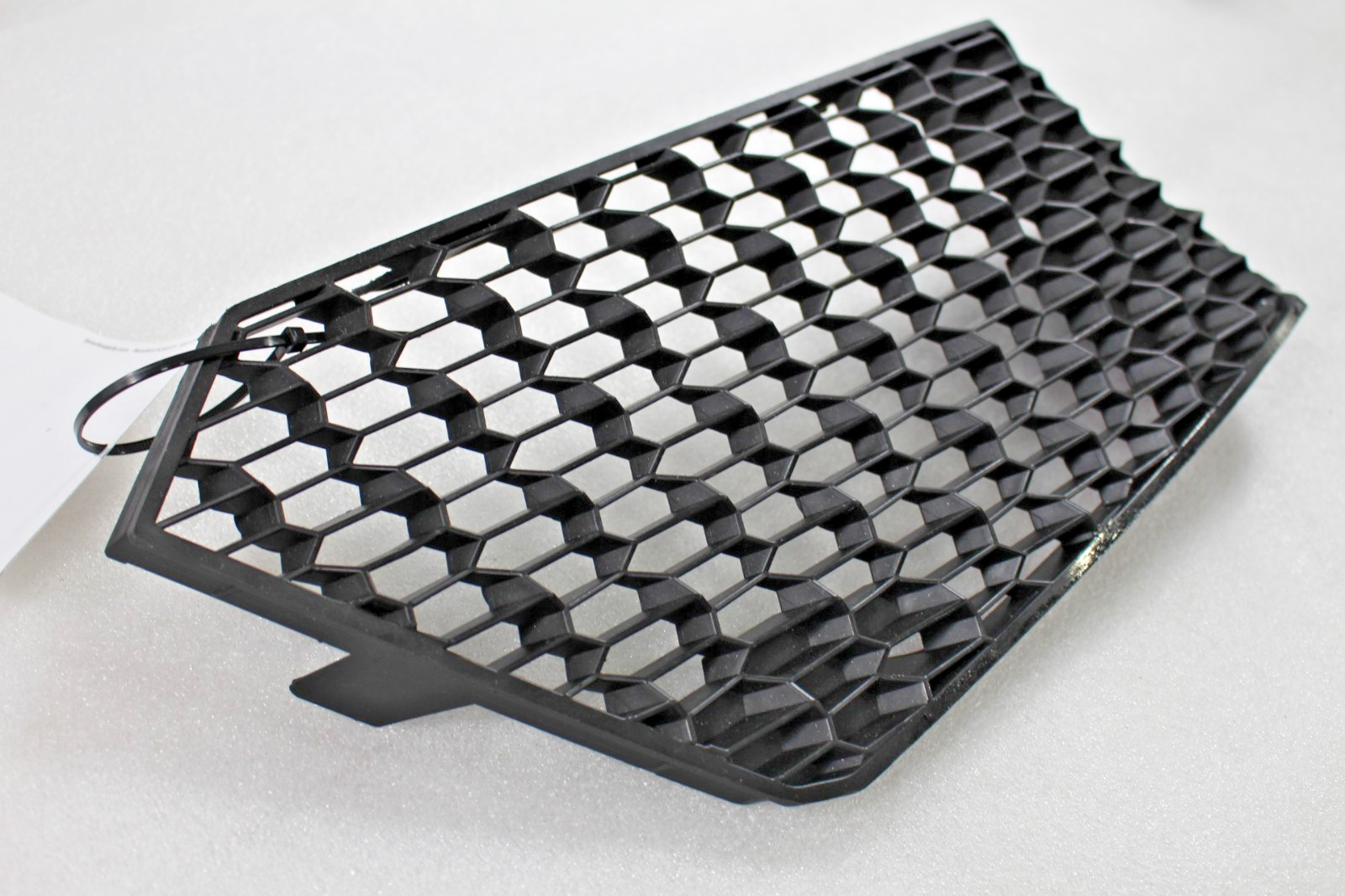 Lamborghini Aventador LP700, LH, Left, Front Bumper Grille, Used, P/N 470807681