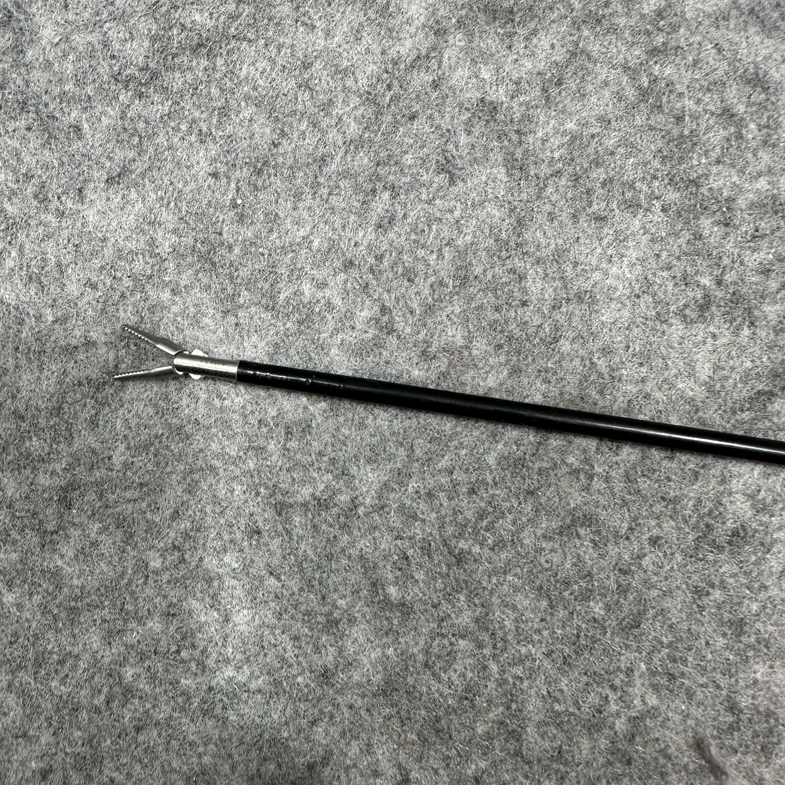 JARIT 600-115  Laparoscopic  Dolphin Nose Dissector 5mm X 33cm Tool