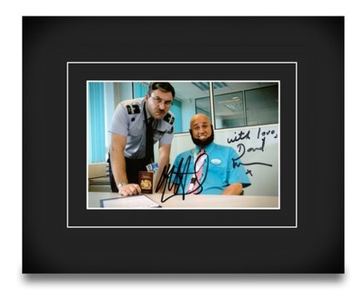 Matt Lucas& David Walliams Hand Signed 10x8 Photo Mount Display Autograph COA