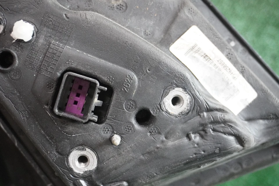 Espejo retrovisor de puerta Chevrolet Cruze 2011 2012 lado del conductor blanco OEM 19258657 Foto 4 de 4