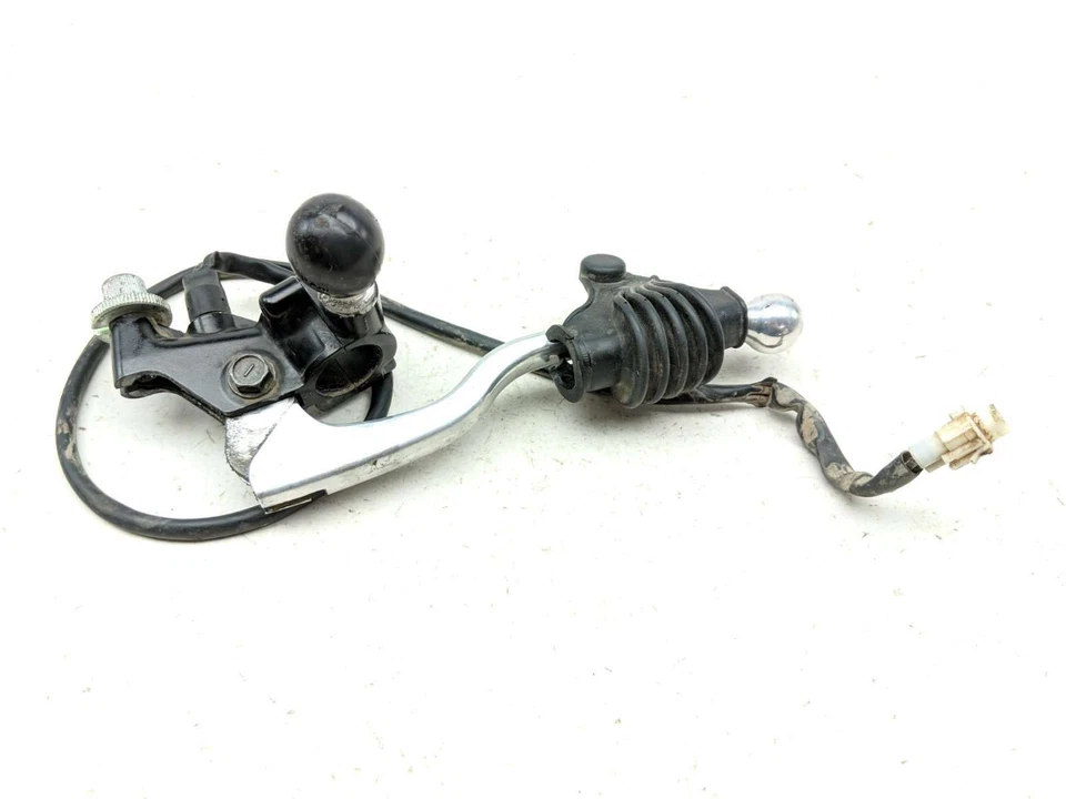 08-20 Yamaha WR250R Clutch Master Cylinder - Image 3 of 4