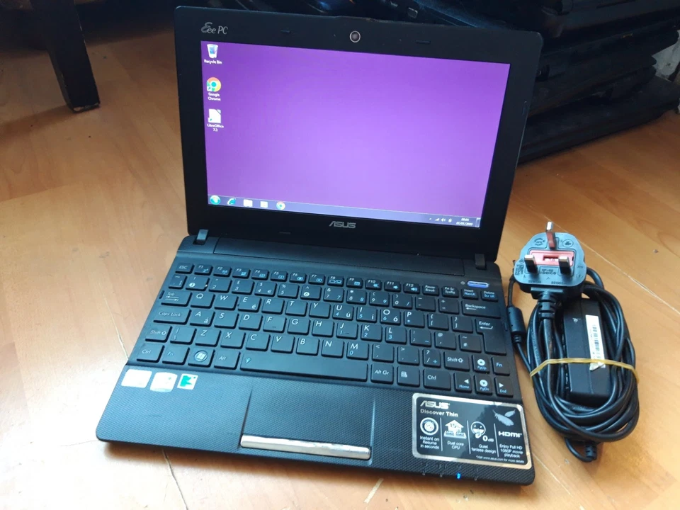 TOP OF THE RANGE ASUS Windows 7 Netbook--Webcam + HDMi + 500GB HDD (A4) - Image 2 of 4