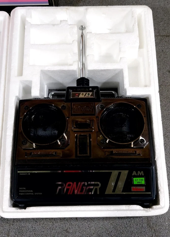 HITEC RANGER 2 RC controller transmitter receiver 2CH 27Mhz BOAT matiya Kyosho - Image 3 of 4