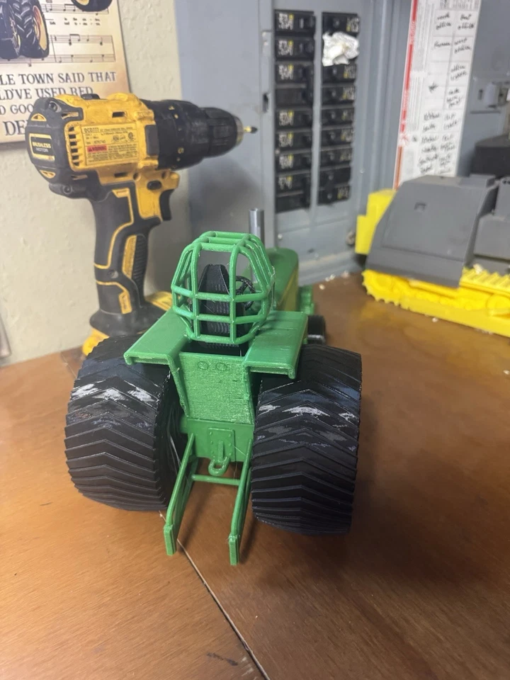 1/16th Pulling tractor - New Generation Green - Image 4 of 4