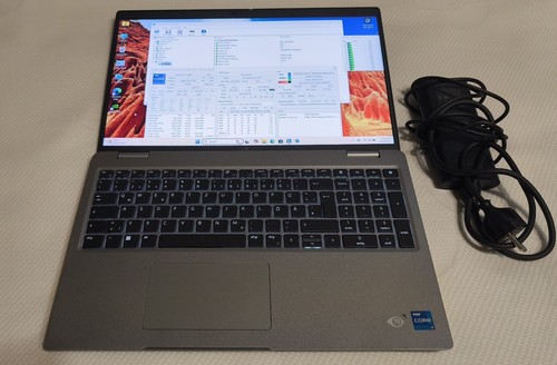 DELL PRECISION 3581, 15.6" FHD, I7-13800H, NVIDIA RTX 2000 ADA,32GB DDR5 RAM,1TB - Afbeelding 2 van 11