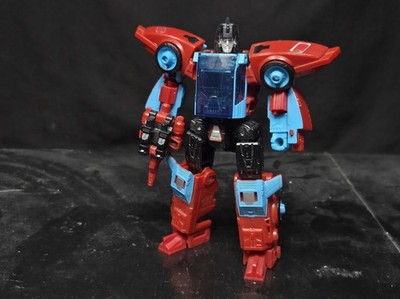Transformers Legacy Deluxe Pointblank and Peacemaker targetmaster