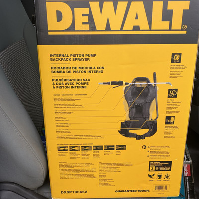 DeWalt DXSP190652 Internal Piston Pump Backpack Sprayer (E10036966)