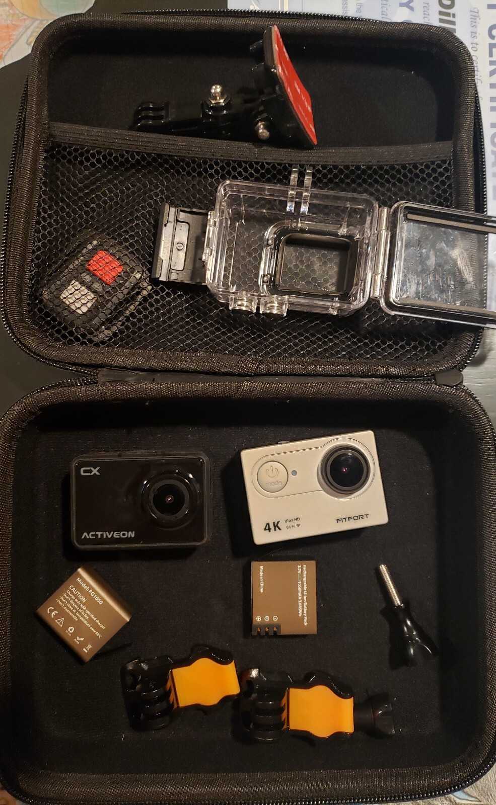 Action Camera And Carrying Case-image