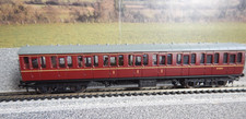 Bachmann OO 34-700C BR Maroon MK1 Suburban Composite Coach M41014 Passengers
