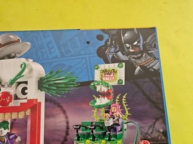 Lego DC Comics Super Heroes 76035 Jokerland Batman BRAND NEW & SEALED Retired