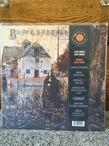 Black Sabbath - Black Sabbath