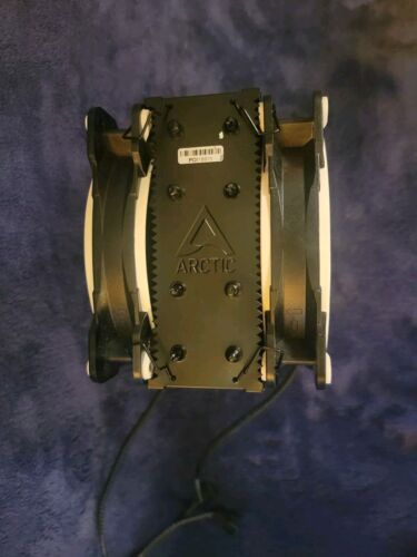 ARCTIC Freezer 34 eSports DUO Tower CPU Cooler with BioniX PSeries case fan - Picture 3 of 3
