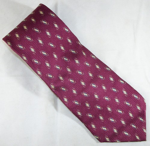 IZOD Red with Gold Rhombuses Abstract Silk Neck Tie 57" Long x 4" Wide (E969)