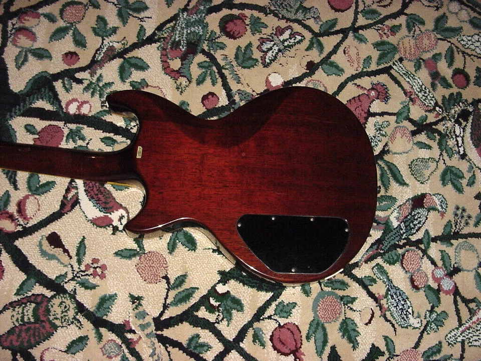 GUITARRA OVATION ULTRA ELÉTRICA GP CORPO RÍGIDO TIGER MAPLE 1431-1 1984/85 RARA - Imagem 4 de 4