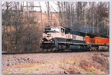 Railroad Photo - BNSF #9735 Locomotive Freight Train 1990s Vintage
