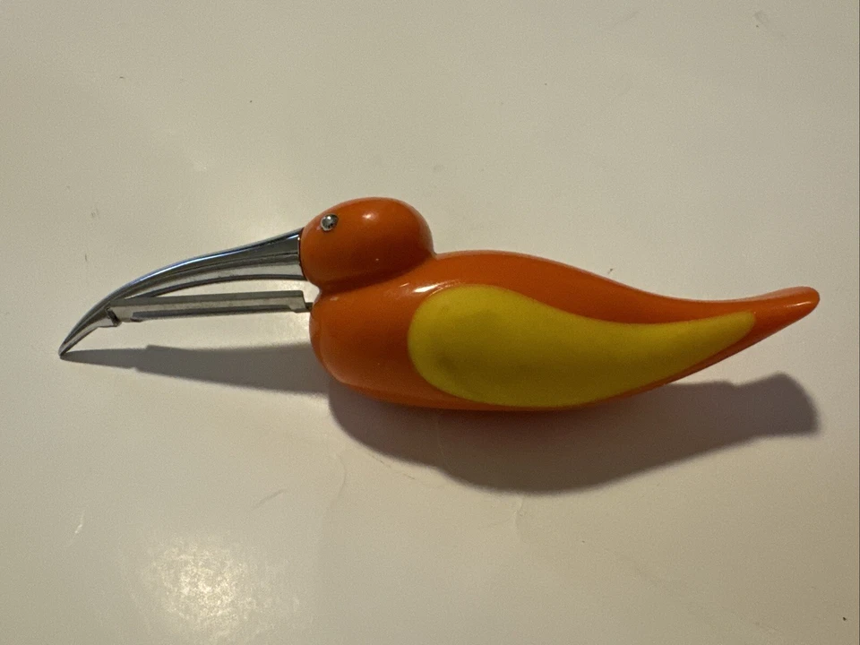 Pelador de verduras Boston Warehouse Bird plástico/silicona naranja amarillo excelente estado Foto 3 de 4