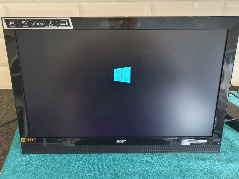 Acer Aspire Z1-622 DQ.SZVEK.004 AIO Pentium N3700 1.6 GHz - 4 GB - HDD 1 TB - Image 3 of 4