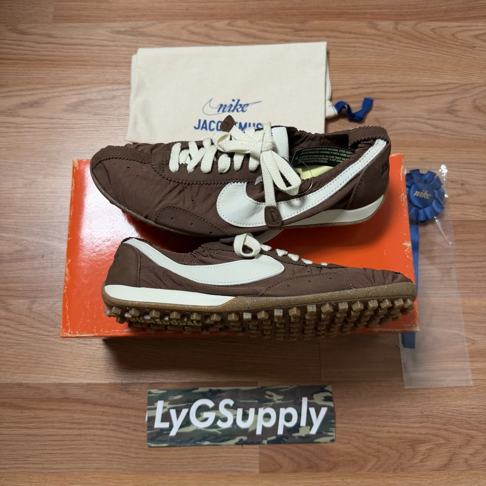 Jacquemus — Nike x Jacquemus Moon Shoe SP Fauna Brown White Size Womens US 7 - 12 HV8547-200