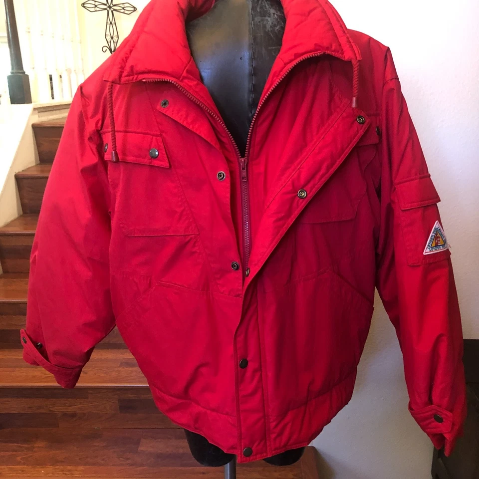 London Fog Men's Red Size XL Puffer Jacket Zip & Snap Buttons Pockets - Image 2 of 4
