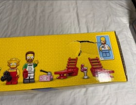 LEGO Simpsons House 71006 Collectible Creator Expert Factory Seal Damage