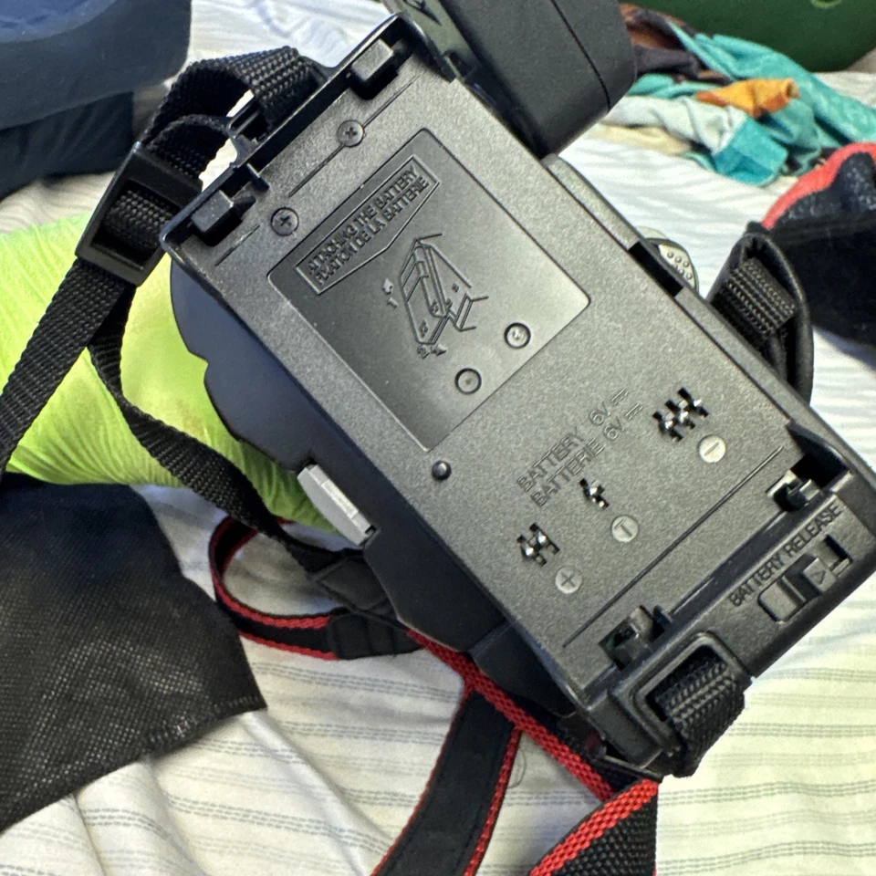 JVC GR-SX960U Super VHS SVHS SVHSC Camcorder VCR Player 300x Zoom Untested - Image 2 of 4