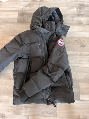 Canada Goose Black Down Parka Jacket Men s S 38in Removable Hood Winter