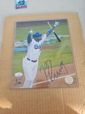 Yasiel Puig Signs Autograph Deal with Panini, Slated to Appear at 2013 National 6