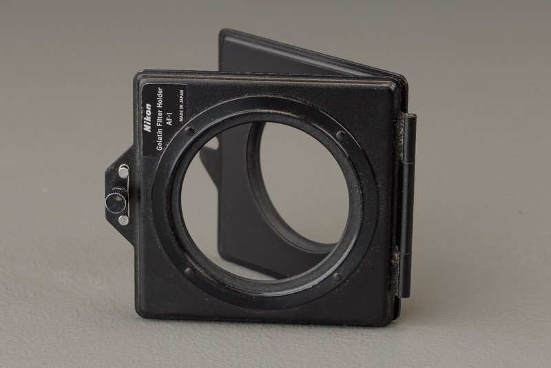NIKON AF-1 GELATIN FILTER HOLDER  52mm