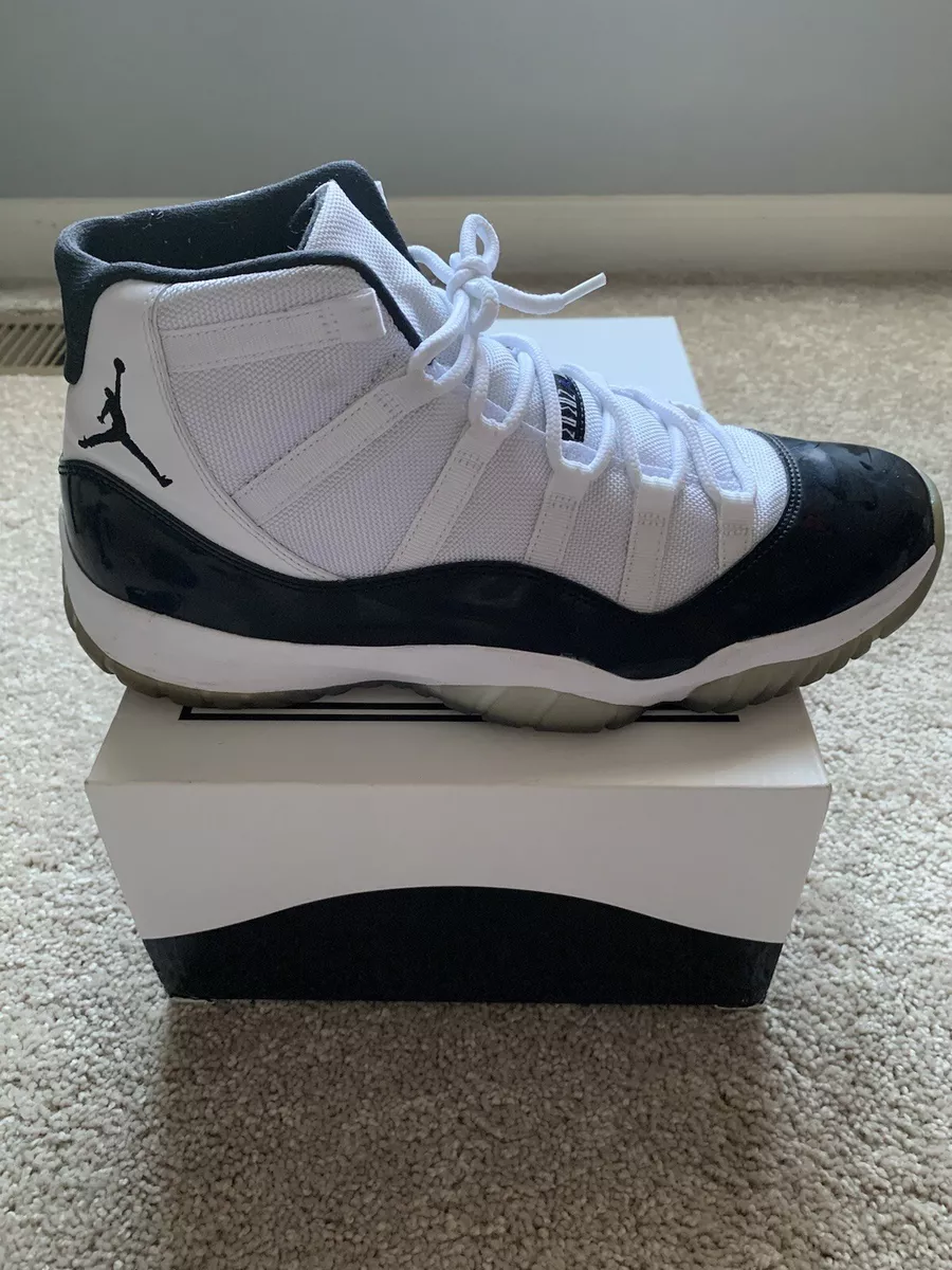 2011 Air Jordan 11 Concord Review