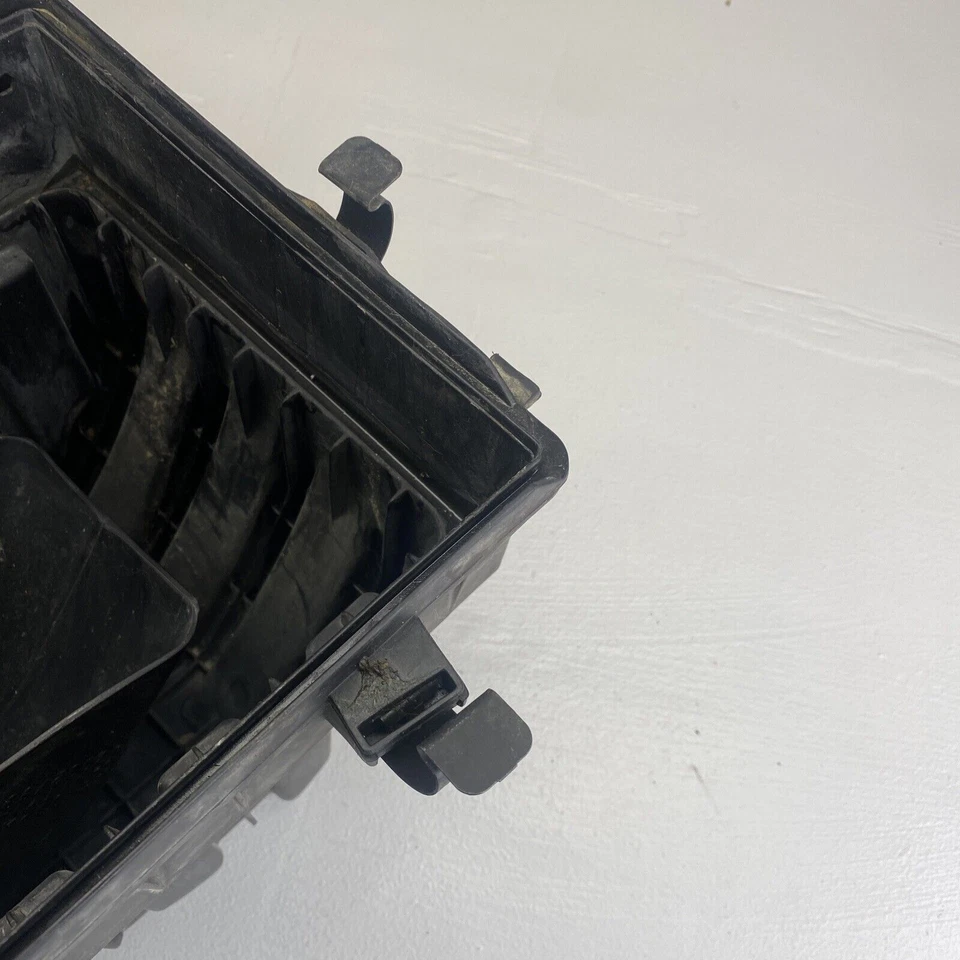 Dodge Ram Durango 2004-09 5,7 caja de aire limpiador de admisión filtro carcasa inferior Foto 4 de 4