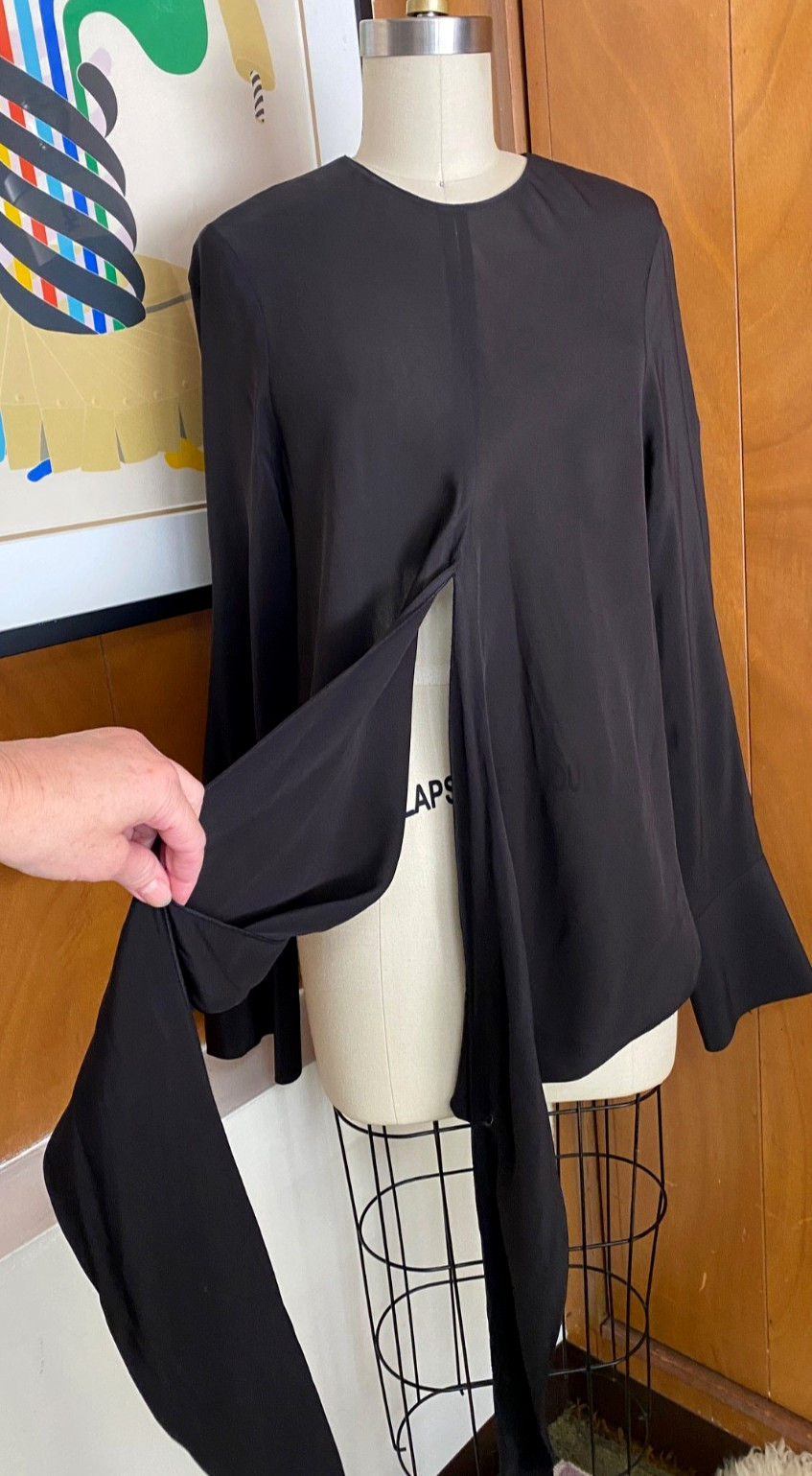 Scanlan & Theodore front split hem wrap Blouse To… - image 4