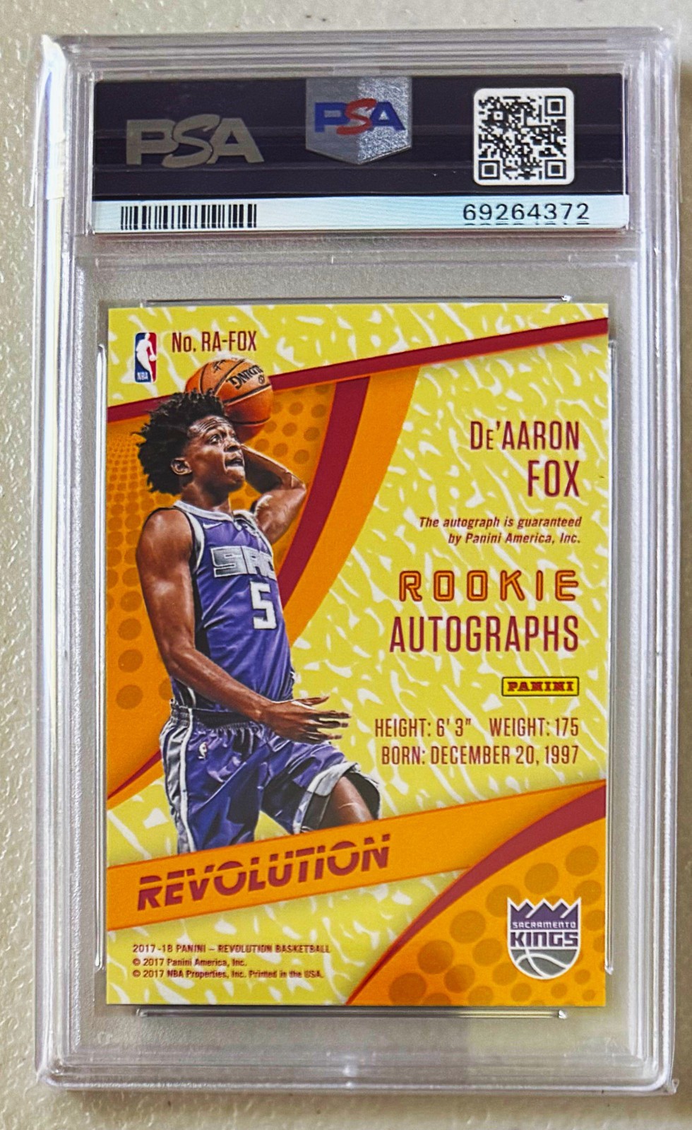 PSA 10 GEM MINT 2017-18 Revolution De'AARON FOX Rookie Autographs AUTO RC #RAFOX view 2