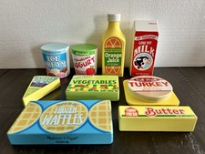 LOT OF 9 WOODEN PRETEND PLAY FOOD PIECES BY  MELISSA  DOUG  YK20135