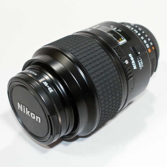 Nikon Telephoto AF Micro Nikkor 105mm f/2.8D Autofocus Lens for sale