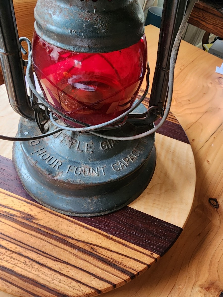 Antique Dietz Little Wizard Giant red glass railroad lantern 70
