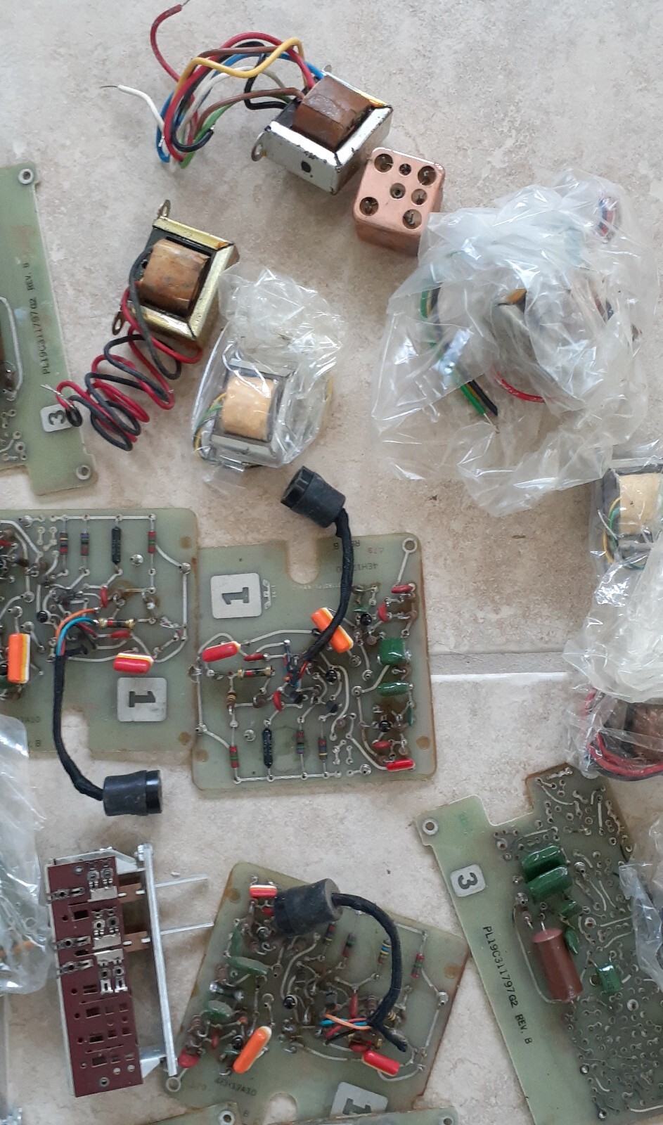 Vintage GE Mobile Radio Parts & Others Not Sure What They Are Lynchburg