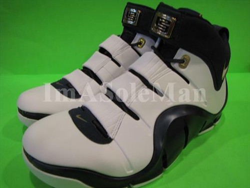 NEW VINTAGE NIKE LEBRON IV 4 WHITE NAVY 
