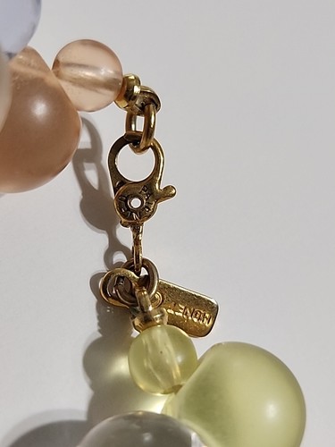 VINTAGE MONET PASTEL WISTERIA PARURE LUCITE Moonglow BRACELET & NECKLACE SET - Picture 6 of 11