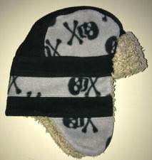 GAP kids boys small / medium black gray SKULLS WINTER HAT FLEECE EARS COVERED