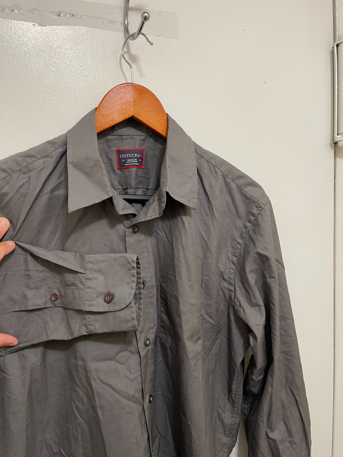 UNTUCKit Solid Charcoal Grey Cotton button up Shi… - image 1