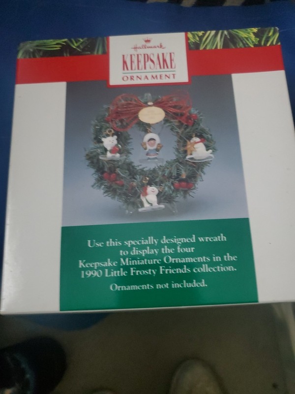 Hallmark Keepsake Ornament Little Frosty Friends Memory Wreath Vintage 1990