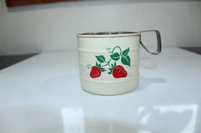 Vintage 1984 Teleflora Metal 2 Cup Measuring Planter With Strawberry Decor