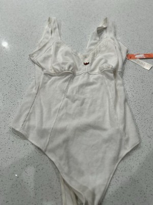Colsie White textured Bodysuit With Rose Between Bust Size XL