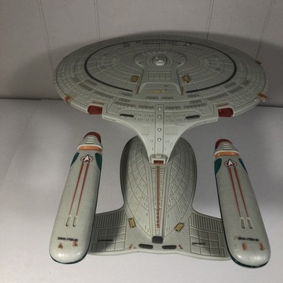 1992 Playmates Star Trek U.S.S. Enterprise NCC-1701-D Toy-lights/sound works