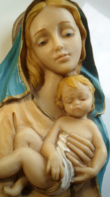 Vintage Mutter Maria Madonna & Jesuskind Wandbehang gestempelt E.T.   Weihwasser
