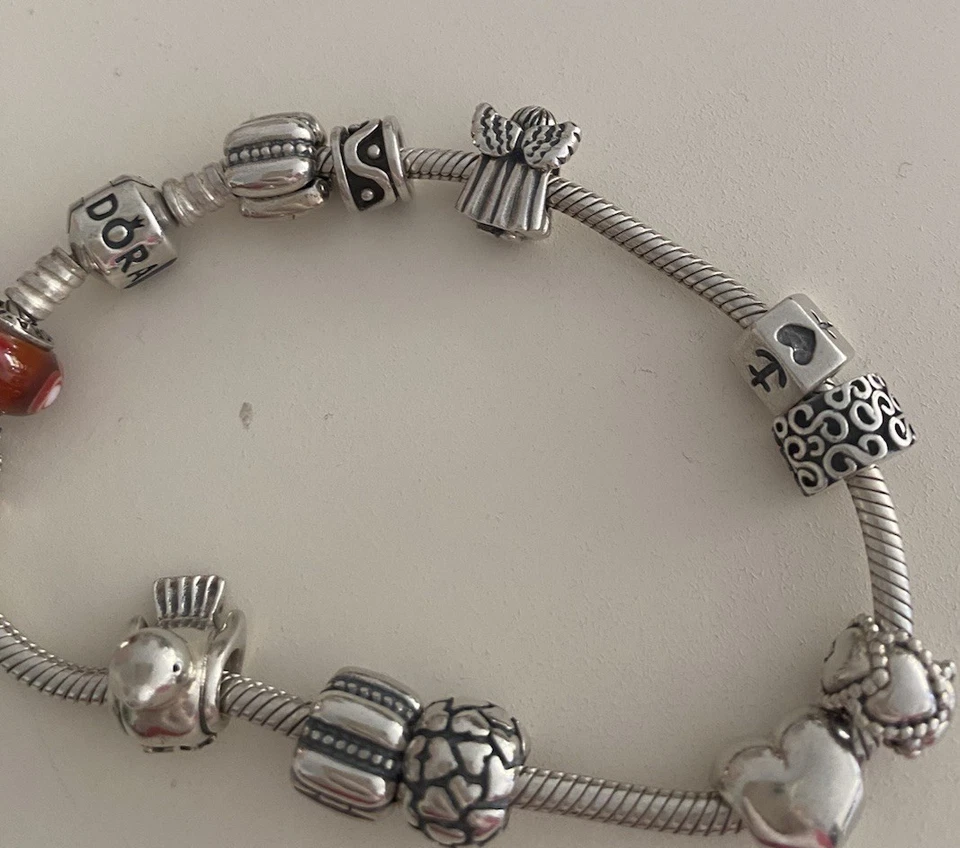 Original Pandora Armband echt Silber 12 Charm Anhänger wenige Male getragen Top - Bild 4 von 4