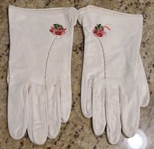 Vintage Size XS White Leather 7" Gloves Pink Flower. Formal