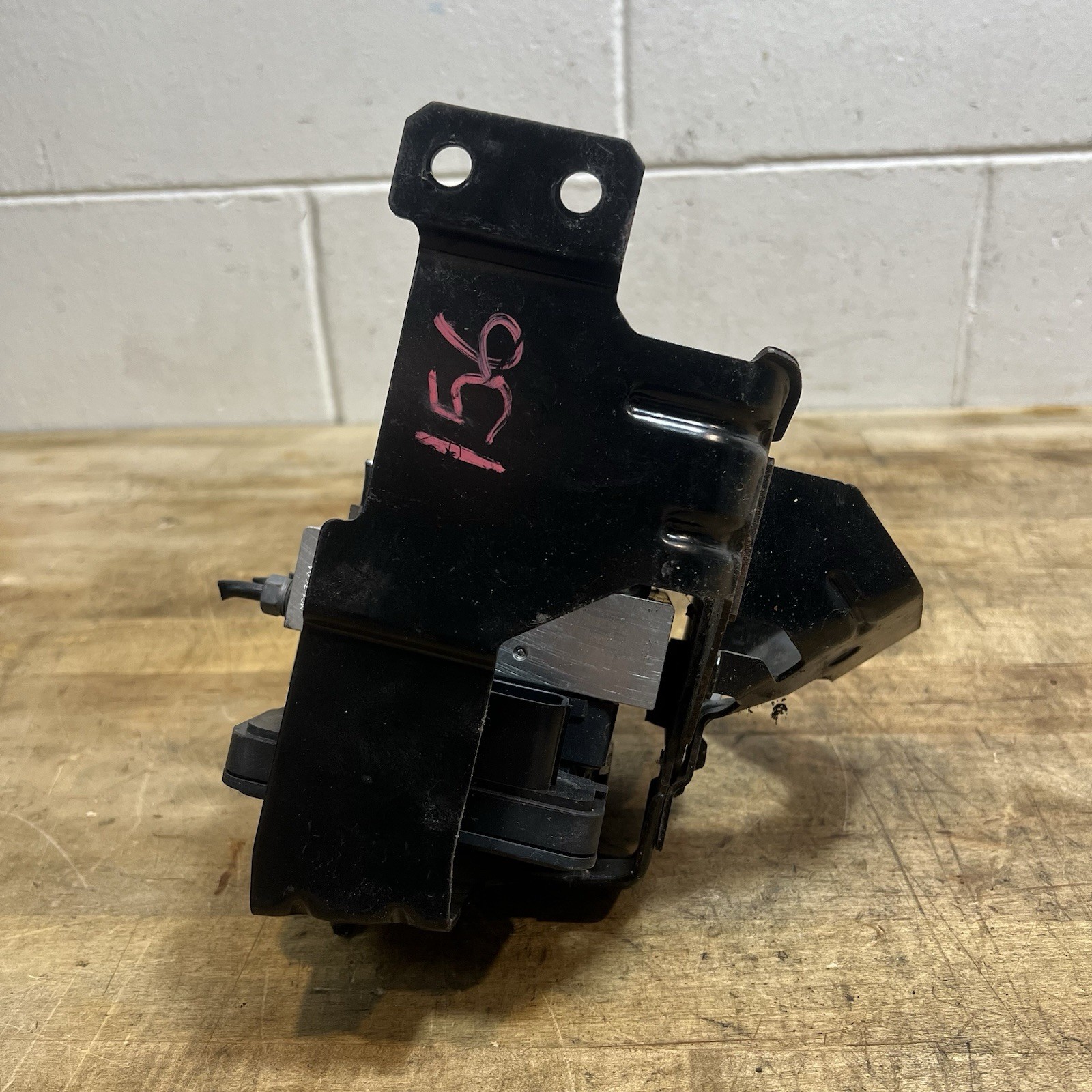 Maserati Ghibli 2014-2017 Abs control module